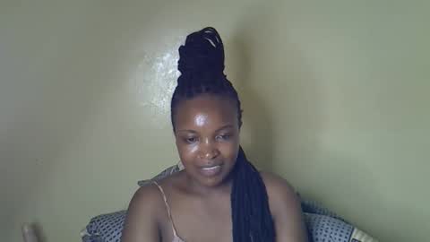 Snapshot of sexy_sazii chatting on 10.08.25 sexy_sazii online show from 10.08.25
