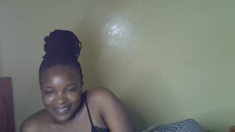 Snapshot of sexy_sazii chatting on 10.09.25 sexy_sazii online show from 10.09.25