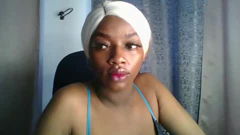 Snapshot of sexy_sweetcandy chatting on 01.18.26 sexy sweetcandy online show from 01.18.26