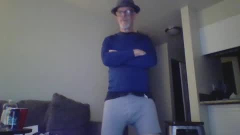 Snapshot of sexy_white_daddy chatting on 03.08.25 Daddy online show from 03.08.25