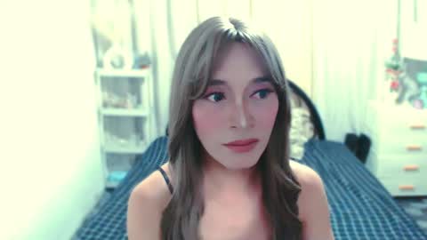 sexy_yllona online show from 04.26.26