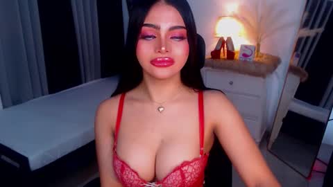 Snapshot of sexyadrianaqueents chatting on 02.04.25 YOUR MISTRESS GODDESSS ADRIANA online show from 02.04.25