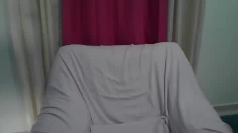 Sexy GILF Allie Kay online show from 01.18.25