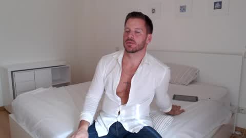 Snapshot of sexyandmarried chatting on 12.02.24 sexyandmarried online show from 12.02.24