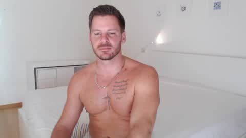 Snapshot of sexyandmarried chatting on 12.14.24 sexyandmarried online show from 12.14.24