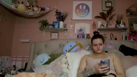 Snapshot of sexyandstoned420 chatting on 02.03.26 Kali Brent online show from 02.03.26