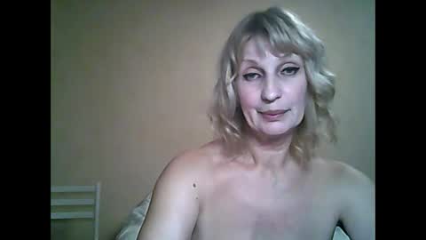 Snapshot of sexybabyforyou chatting on 01.03.25 sexybabyforyou online show from 01.03.25