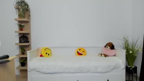 Snapshot of sexybadgirll chatting on 01.19.25 sexybadgirll online show from 01.19.25