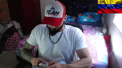 Snapshot of sexybody3224 chatting on 01.15.25 said online show from 01.15.25