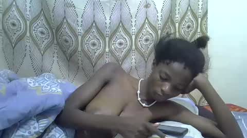 sexyboobies22 online show from 10.16.25