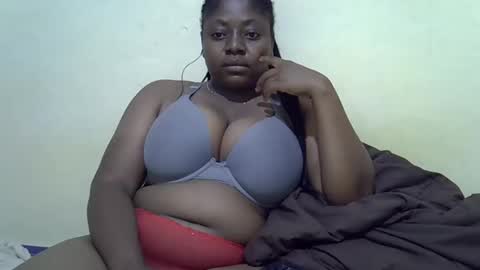 Snapshot of sexyboobies25 chatting on 03.10.25 sexyboobies25 online show from 03.10.25