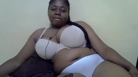 Snapshot of sexyboobies25 chatting on 03.10.25 sexyboobies25 online show from 03.10.25