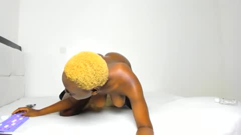 Snapshot of sexybootydoll chatting on 04.30.26 sexybootydoll online show from 04.30.26