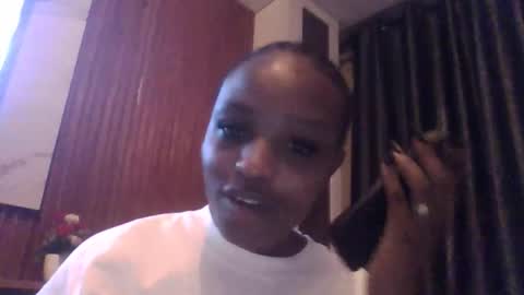 Snapshot of sexybrown0 chatting on 09.14.25 sexybrown0 online show from 09.14.25