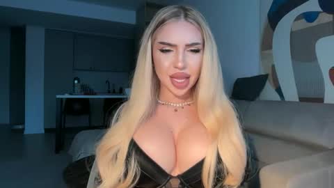 sexyanais online show from 05.06.26
