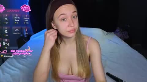 Snapshot of sexycocobutt chatting on 03.28.26 Sophia online show from 03.28.26