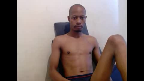 Snapshot of sexycouplexx01 chatting on 02.23.26 sexycouplexx01 online show from 02.23.26