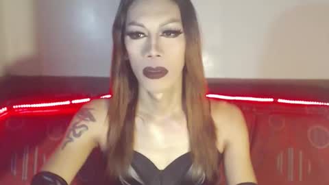 Snapshot of sexydevine_34 chatting on 03.01.26 Devine online show from 03.01.26