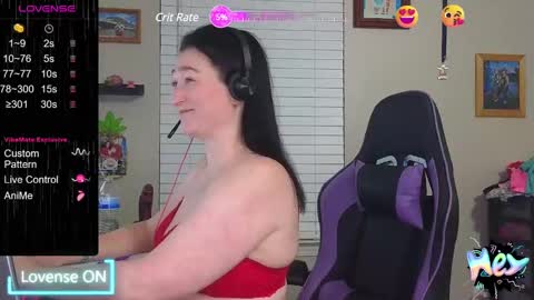 Snapshot of sexydistraction1 chatting on 01.10.25  SexyDistraction  online show from 01.10.25