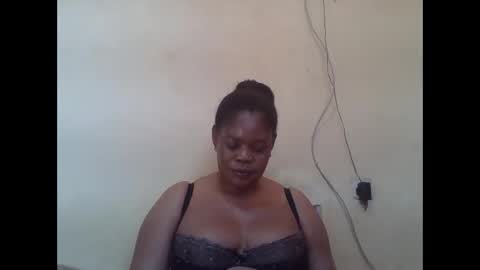 Snapshot of sexydove2 chatting on 06.04.26 EMILY online show from 06.04.26