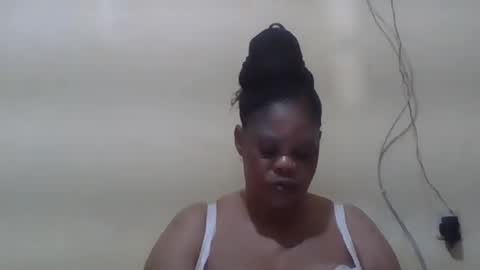 Snapshot of sexydove2 chatting on 07.14.26 EMILY online show from 07.14.26