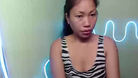 sexyemie29 online show from 12.17.25