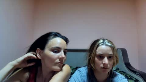 sexyemma09 online show from 08.04.26