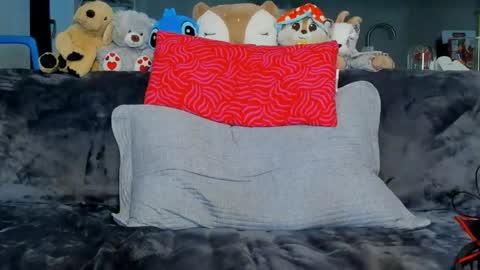 Ari online show from 04.15.26