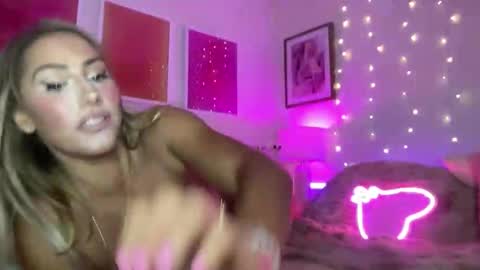 Ashley Love online show from 02.28.26