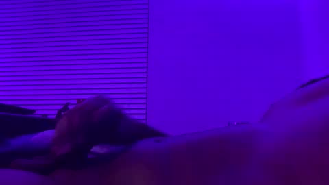 Snapshot of sexyhornyman1993 chatting on 09.28.25 sexyhornyman1993 online show from 09.28.25