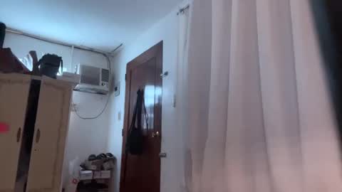 Snapshot of sexyhotangelyn chatting on 09.23.25 sexyhotangelyn online show from 09.23.25