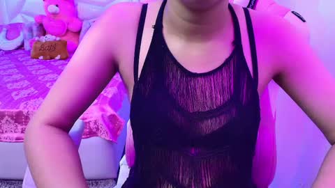 Snapshot of sexyislive chatting on 03.04.25 sexyislive online show from 03.04.25