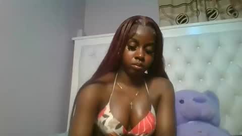 Snapshot of sexykitten200 chatting on 04.25.26 SexyKitty online show from 04.25.26
