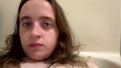 Snapshot of sexykitten2519535 chatting on 10.25.25 sexykitten2519535 online show from 10.25.25