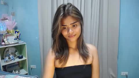 Snapshot of sexylady_pinayx chatting on 10.14.25 Call me Bea  online show from 10.14.25