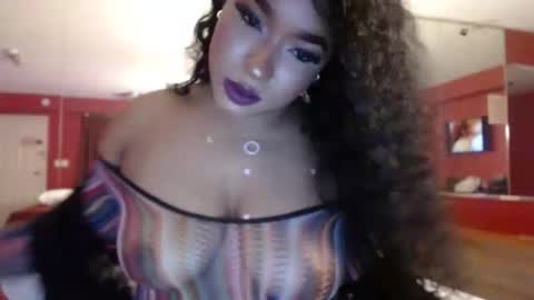 SEXYLATINCOUPLE online show from 03.25.26