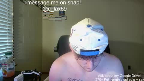Snapshot of sexylax69 chatting on 06.12.26 sexylax69 online show from 06.12.26