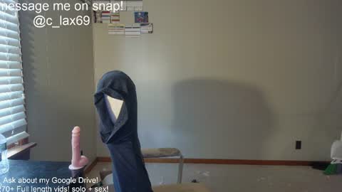 Snapshot of sexylax69 chatting on 07.27.26 sexylax69 online show from 07.27.26