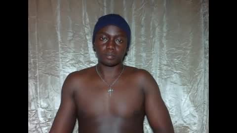 sexylinkebony2 online show from 04.16.26