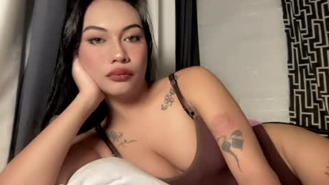 maxine online show from 05.18.26