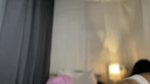 Snapshot of sexylovesappira chatting on 06.07.26 maxine online show from 06.07.26