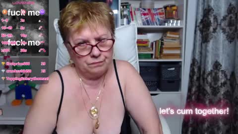Snapshot of sexylynette4u chatting on 02.07.25 sexylynette4u online show from 02.07.25