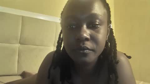 Snapshot of sexymia56 chatting on 09.09.25 Miss mia online show from 09.09.25