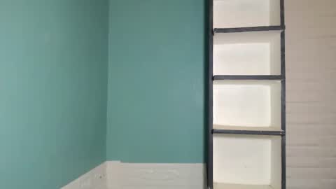 Snapshot of sexymika_xoxo chatting on 11.15.25 Mika online show from 11.15.25