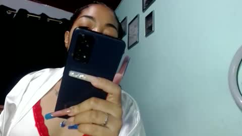 sexymomm678 online show from 04.22.26