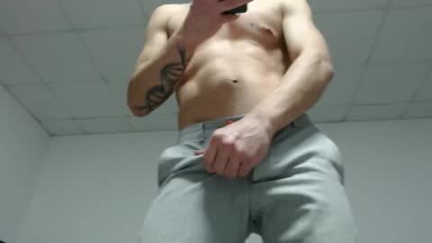 Adrian online show from 01.04.25
