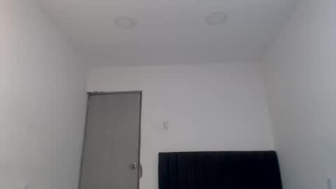 Natalia Duran online show from 04.22.26