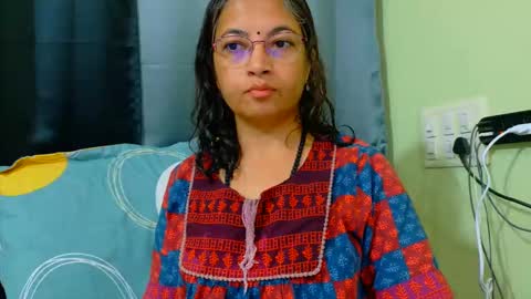 Snapshot of sexyniharika chatting on 10.11.25 Niharika online show from 10.11.25