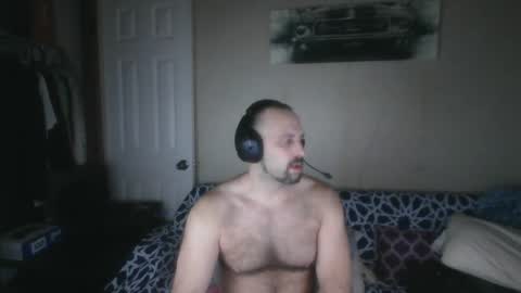 Snapshot of sexypeople4204u chatting on 12.25.24 sexypeople4204u online show from 12.25.24