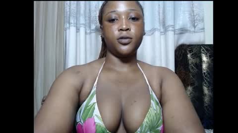 Snapshot of sexyprimxx chatting on 04.19.26 sexyprimxx online show from 04.19.26
